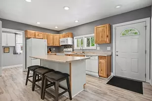 8629 E Hatchery Rd, Syracuse, IN 46567 - Photo 17