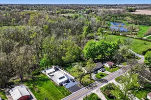 8629 E Hatchery Rd, Syracuse, IN 46567 - Photo 13