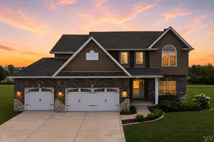 9763 Garden Way, Saint John, IN 46373 - Photo 1