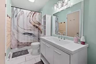 3193 Hickory St, Portage, IN 46368 - Photo 9