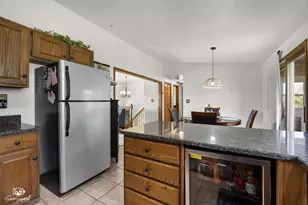 27057 S Woodlawn Ave, Crete, IL 60417 - Photo 11