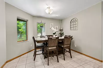 907 E 12th Street, Hobart, IN 46342 - Photo 7