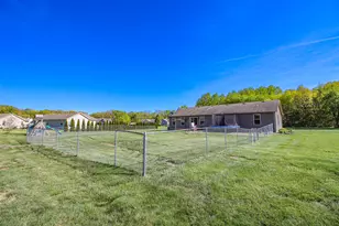 1668 Kelly Ct, Wheatfield, IN 46392 - Photo 25