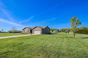 1668 Kelly Ct, Wheatfield, IN 46392 - Photo 27