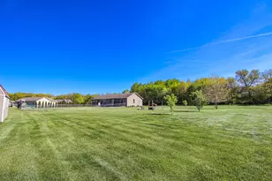 1668 Kelly Ct, Wheatfield, IN 46392 - Photo 3