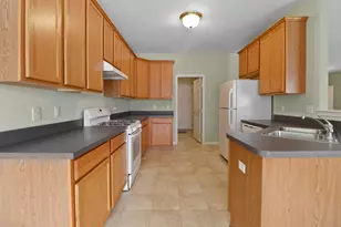 11732 Virginia Ct, Crown Point, IN 46307 - Photo 9