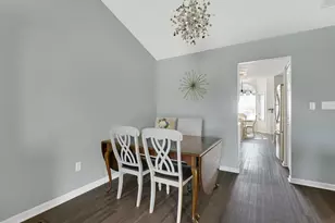 956 Cornwallis Ln, Munster, IN 46321 - Photo 9