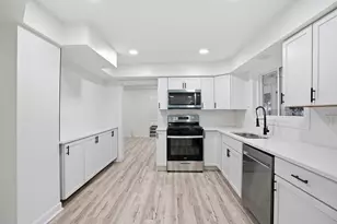 2690 Brown St, Portage, IN 46368 - Photo 7