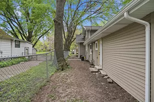 2690 Brown St, Portage, IN 46368 - Photo 5