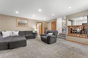 339 Bunker Dr, Schererville, IN 46375 - Photo 15