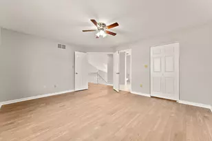 1542 W 93rd Ct, Crown Point, IN 46307 - Photo 17