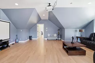 2155 Walker Dr, Valparaiso, IN 46385 - Photo 13