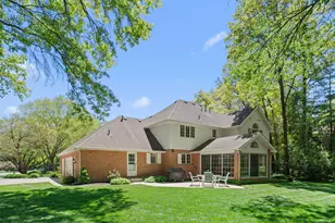 4414 Thornbury Dr E, Valparaiso, IN 46383 - Photo 31