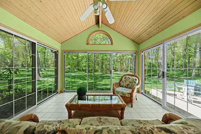 4414 Thornbury Drive E, Valparaiso, IN 46383 - Photo 15