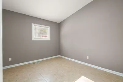 1346 E 50th Court, Gary, IN 46409 - Photo 11