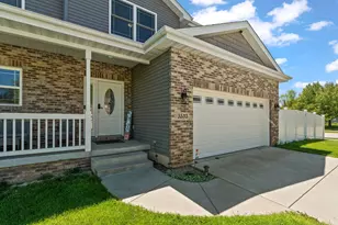 5535 Malibu Dr, Lowell, IN 46356 - Photo 3