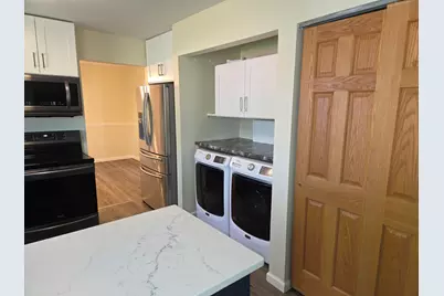 7451 Hendricks Street, Merrillville, IN 46410 - Photo 5