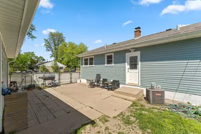 102 S Delaware Street, Hobart, IN 46342 - Photo 19