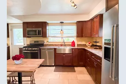 108 Beverly Place, Munster, IN 46321 - Photo 5