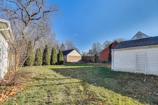 108 Beverly Pl, Munster, IN 46321 - Photo 33