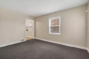 6542 S McCook Ave, Hammond, IN 46323 - Photo 5