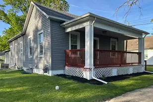 507 4th St, La Porte, IN 46350 - Photo 1