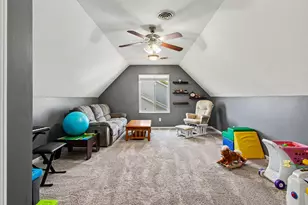 1385 Reading St, Valparaiso, IN 46385 - Photo 13