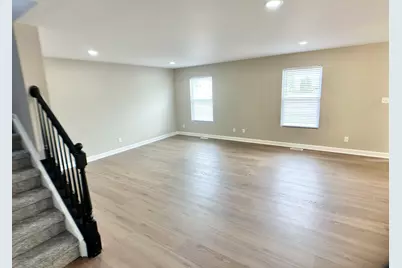 13233 Roosevelt Place, Crown Point, IN 46307 - Photo 5