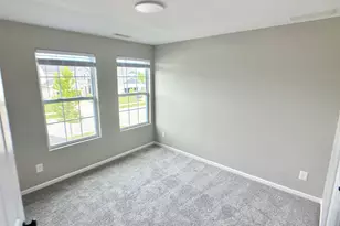 13233 Roosevelt Pl, Crown Point, IN 46307 - Photo 15