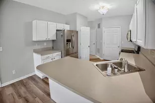 8124 Tuckaway Ct, Crown Point, IN 46307 - Photo 11