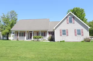 522 Pheasant Run, Rensselaer, IN 47978 - Photo 3