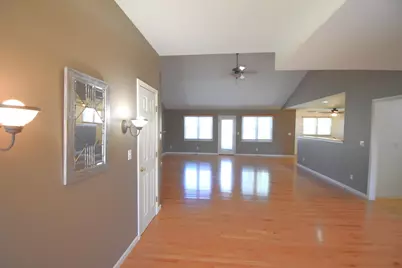 522 Pheasant Run, Rensselaer, IN 47978 - Photo 15