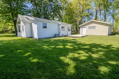 5374 S State Road 10, Knox, IN 46534 - Photo 13