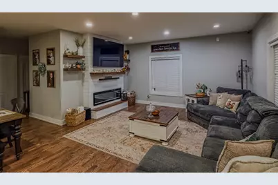 1104 Short Drive, Knox, IN 46534 - Photo 7
