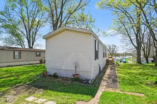9305 E Epworth Forest Rd, North Webster, IN 46555 - Photo 5