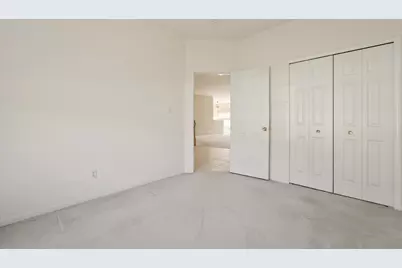1321 Ludington Lane, Dyer, IN 46311 - Photo 5