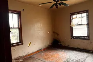 4004 Jackson St, Gary, IN 46408 - Photo 5