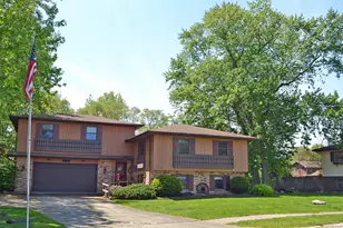 2735 Laguardia St, Portage, IN 46368 - Photo 5