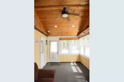 708 Weller Avenue, La Porte, IN 46350 - Photo 13