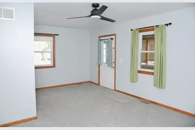 708 Weller Avenue, La Porte, IN 46350 - Photo 15