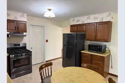 2717 Lois Street, Portage, IN 46368 - Photo 5