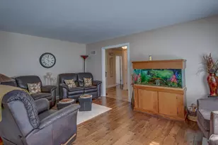 8171 Patterson St, Dyer, IN 46311 - Photo 7