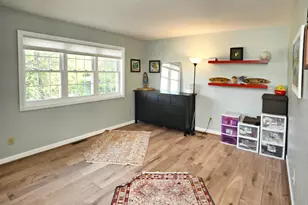 423 Shorewood Ct, Valparaiso, IN 46385 - Photo 15