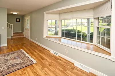 423 Shorewood Court, Valparaiso, IN 46385 - Photo 7
