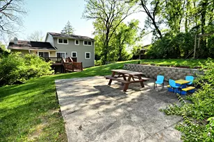 423 Shorewood Ct, Valparaiso, IN 46385 - Photo 29