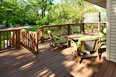 423 Shorewood Court, Valparaiso, IN 46385 - Photo 31