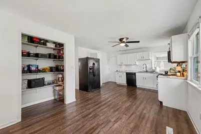 835 N Indiana Street, Griffith, IN 46319 - Photo 7