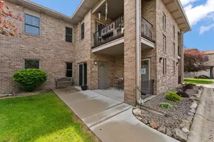 1376 Parke Dr, Crown Point, IN 46307 - Photo 1