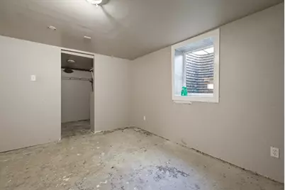 703 N Carroll Avenue, Michigan City, IN 46360 - Photo 9