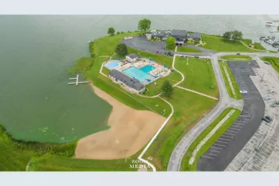 2549 N Lakeshore Drive, Crown Point, IN 46307 - Photo 27